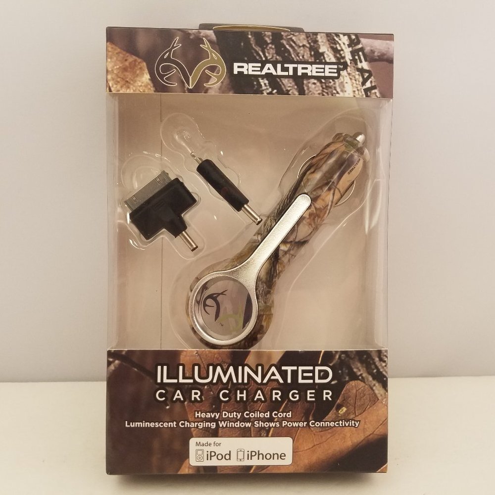 REALTREE Illuminated Car Charger for iPod & iPhone Camo